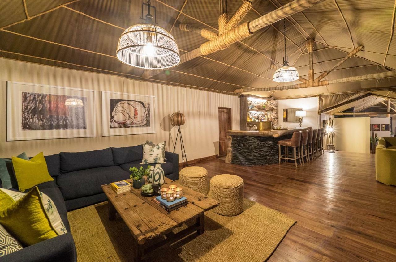 Taasa Lodge Serengeti Exteriör bild
