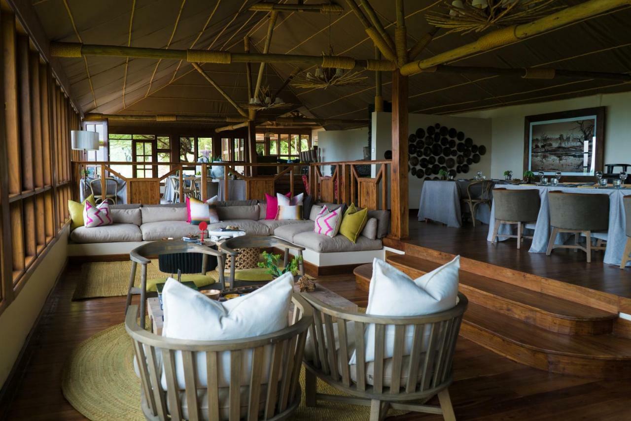Taasa Lodge Serengeti Exteriör bild