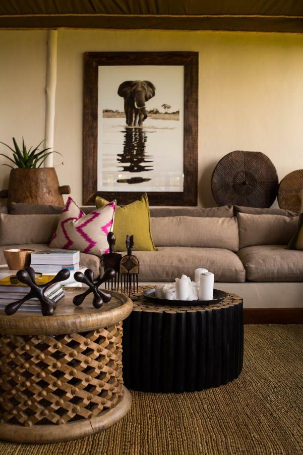 Taasa Lodge Serengeti Exteriör bild